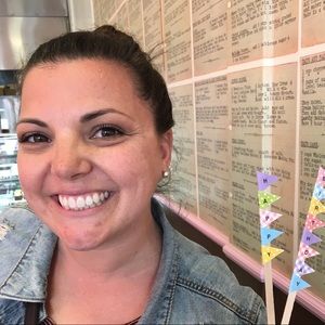 Meet your Posher, Stephanie